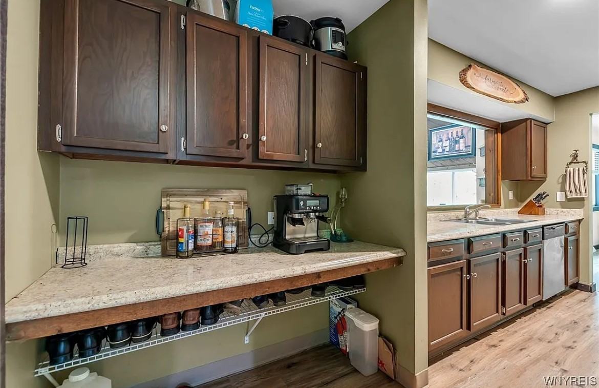 28 Woodstock Rd #NA - Photo 6 of 18