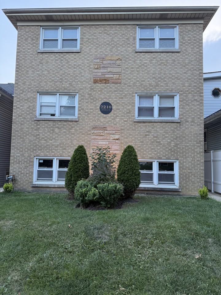 2210 N Harlem Ave #G - Photo 3 of 9