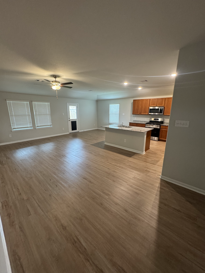 820 Clear Valley Ln #NA - Photo 3 of 15