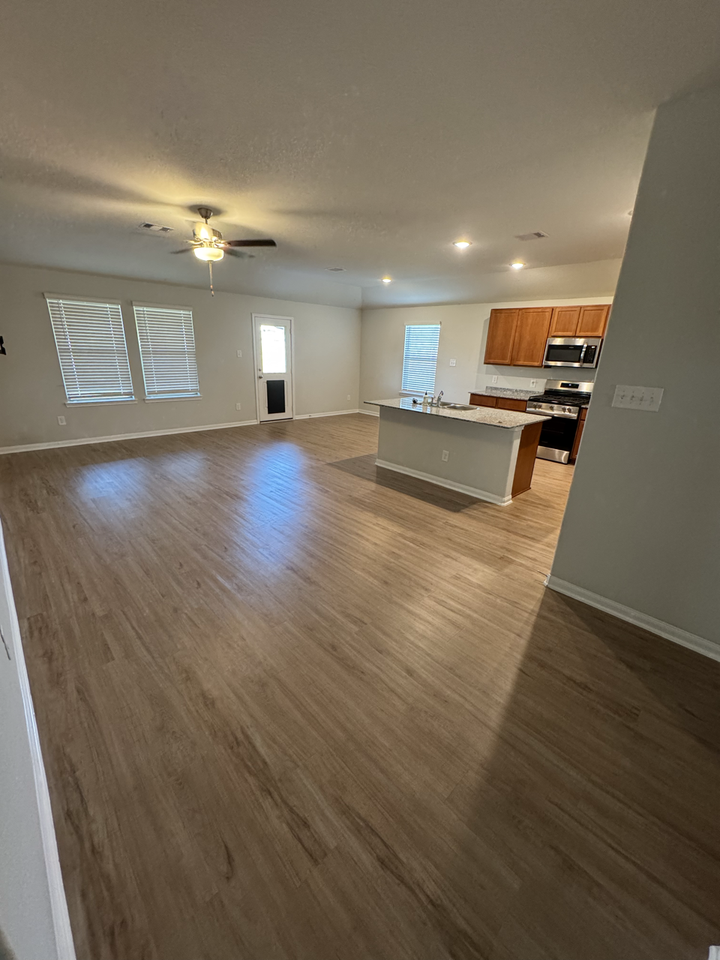 820 Clear Valley Ln #NA - Photo 5 of 15