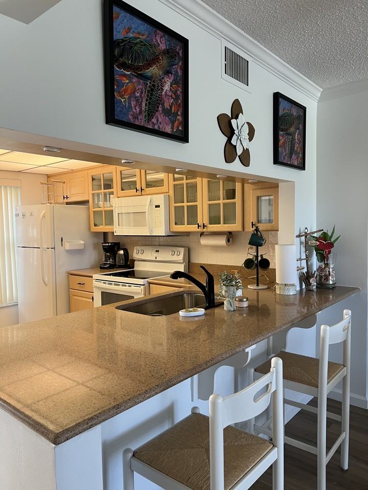 6180 Sun Blvd #D111 - Photo 4 of 16