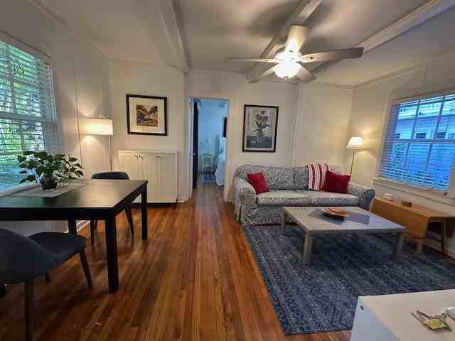 811 Ne 3rd St #NA - Photo 4 of 8