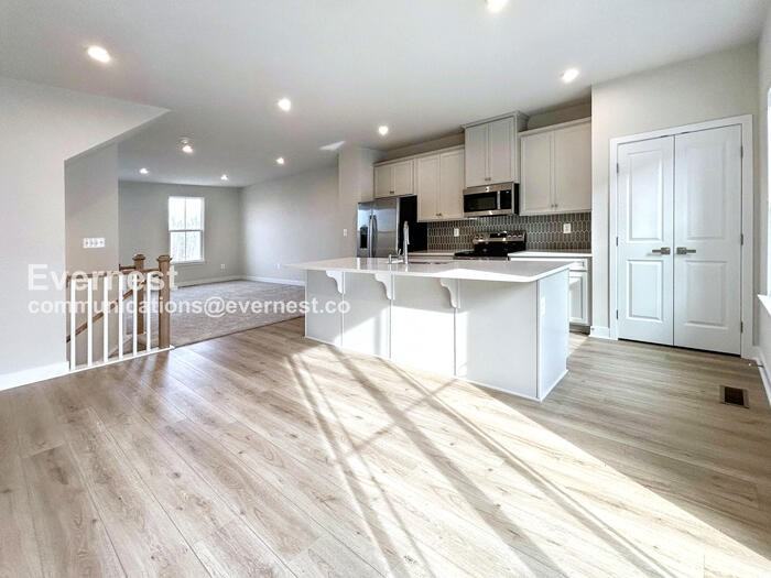 4539 Camfield Ln - Photo 4 of 26