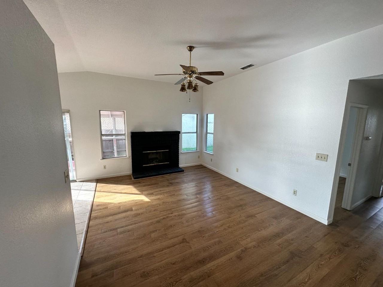 9251 Framton Ct - Photo 4 of 11