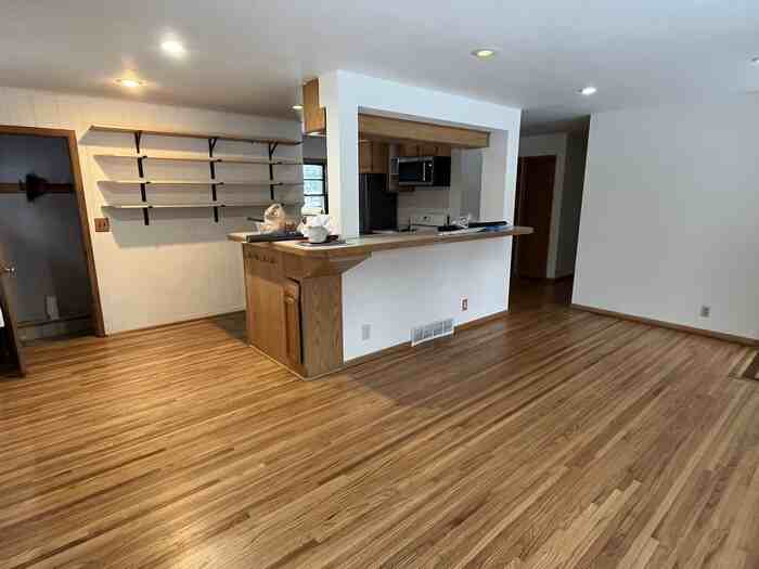 10615 Penn Ave S - Photo 6 of 22