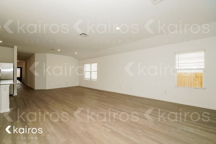 13510 Flume Rdg - Photo 4 of 16