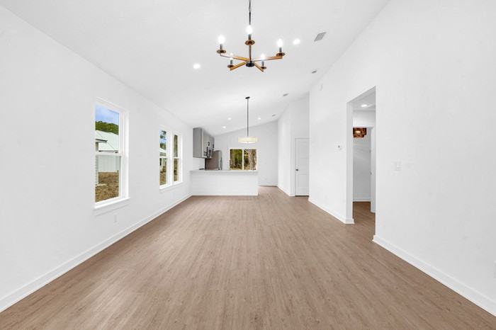 972 W 9th St - Photo 2 of 22