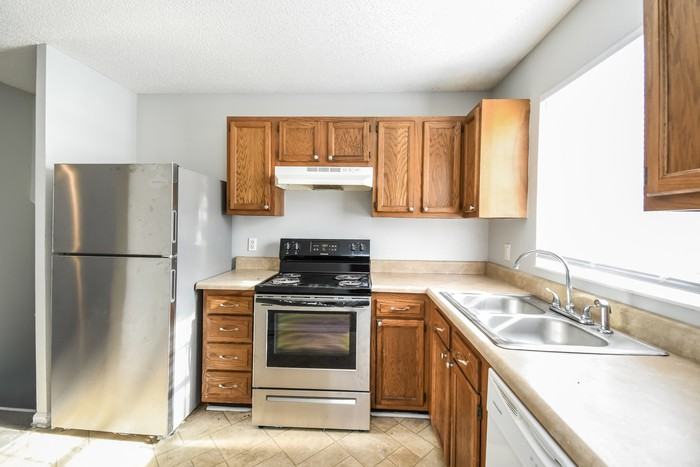 124 Raintree Dr - Photo 4 of 9