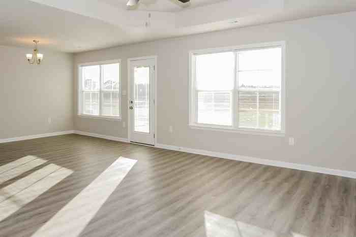 478 Carter Grove Rd - Photo 3 of 11