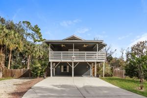 featured image of 1209 Ne 6th Ct