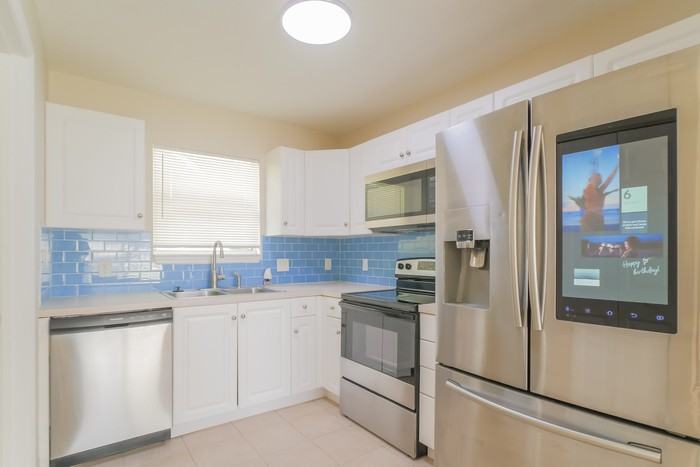 1115 N Brevard St - Photo 5 of 12