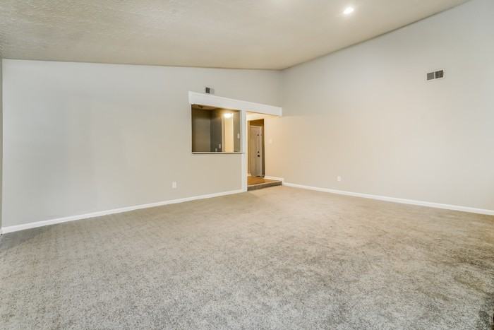 1483 Flat Rock Rd - Photo 3 of 16