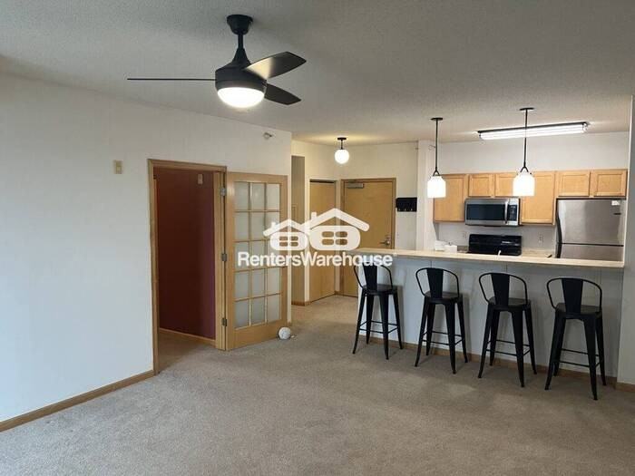 7601 Aldrich Ave S #405 - Photo 4 of 11