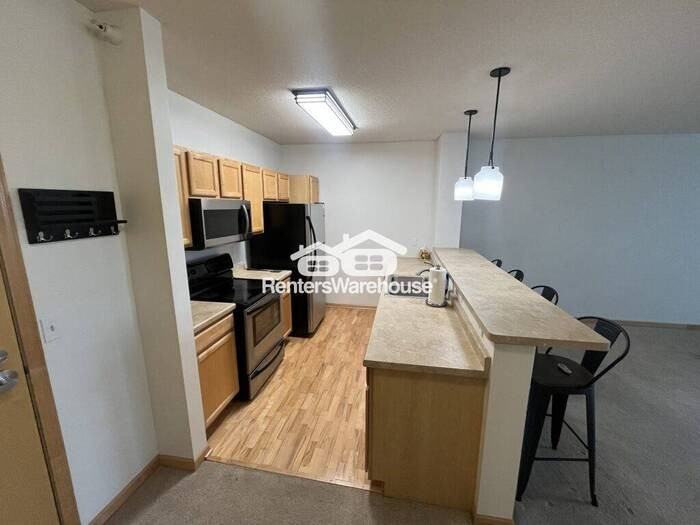 7601 Aldrich Ave S #405 - Photo 5 of 11