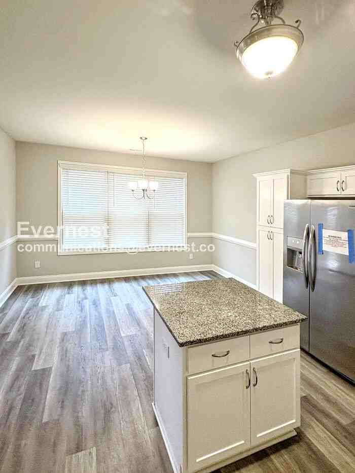 25 Joshua Ct - Photo 4 of 30