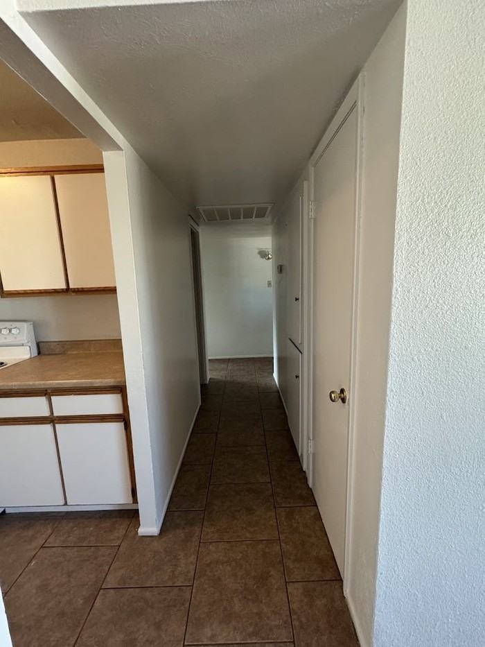 8019 W Earll Dr - Photo 6 of 20