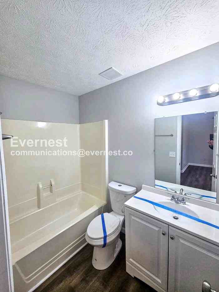 208 Centennial Dr - Photo 6 of 18