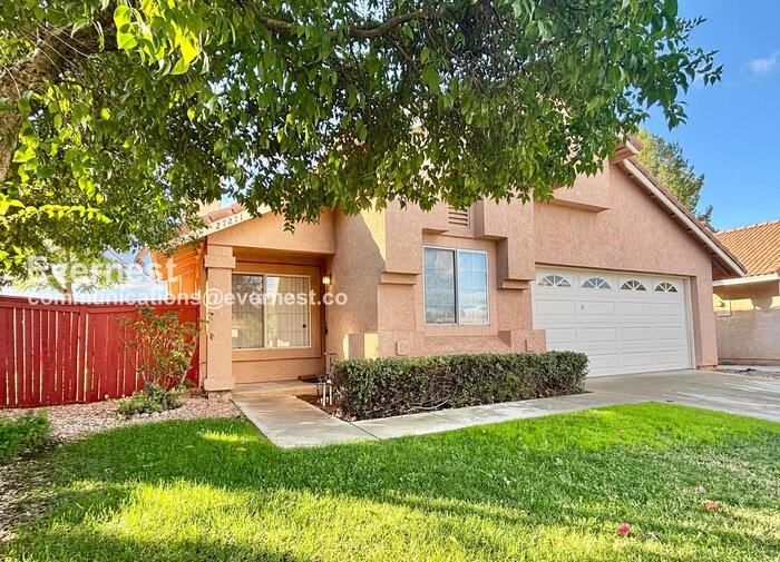 27271 Prominence Rd - Photo 2 of 28