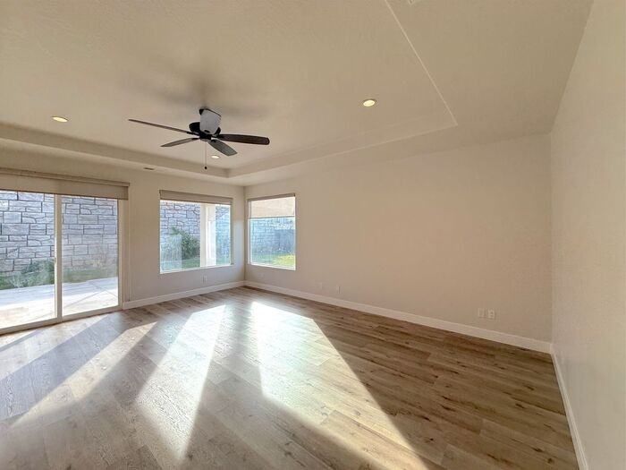 N Creek Rd - Photo 5 of 27