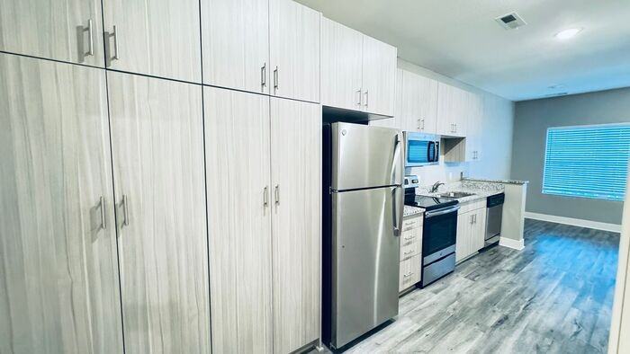 5710 Ne 80th Ter #3B - Photo 7 of 26