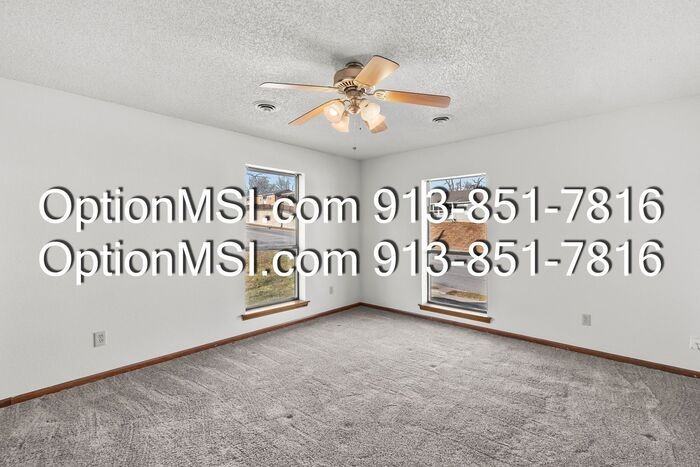 3703 Ne 72nd St - Photo 7 of 21