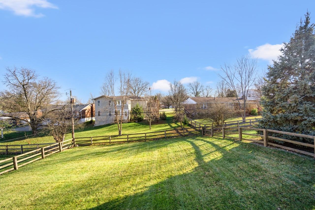 2829 University Cir - Photo 7 of 20