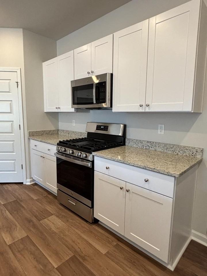 307 Horsetail Ct - Photo 6 of 20