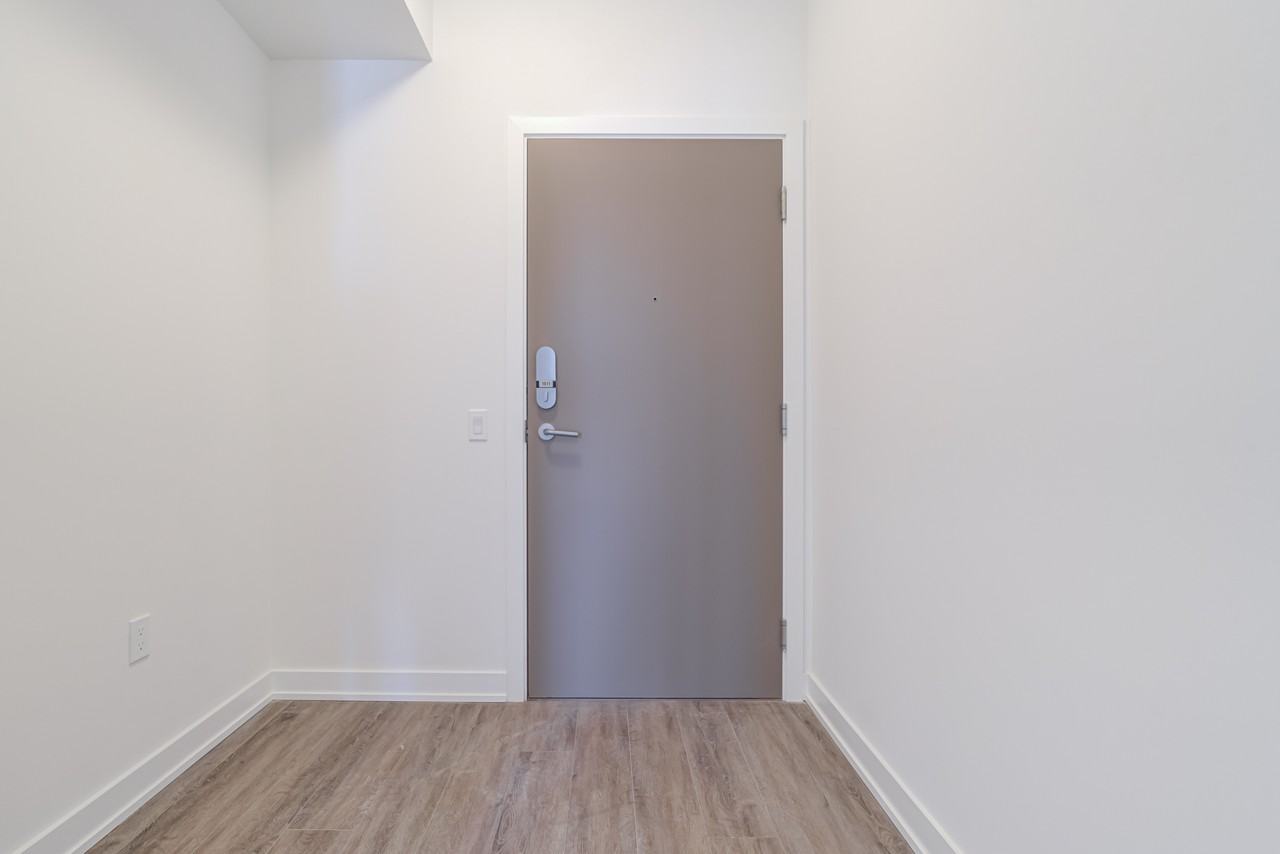 Eglinton Ave E & Don Mills Rd. #1511 - Photo 4 of 24