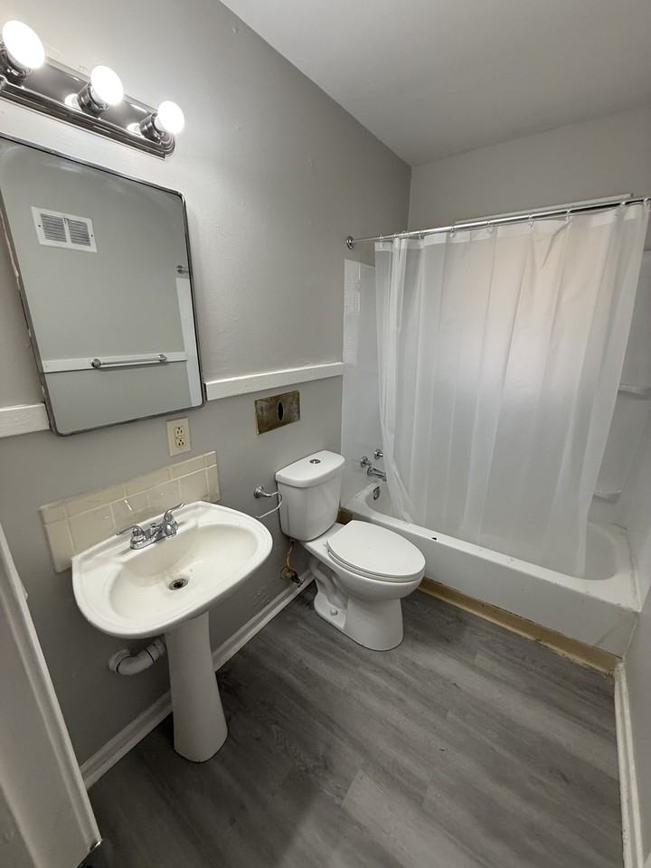 4550/4552 Georgia Ave - 4550 #4550 - Photo 6 of 10