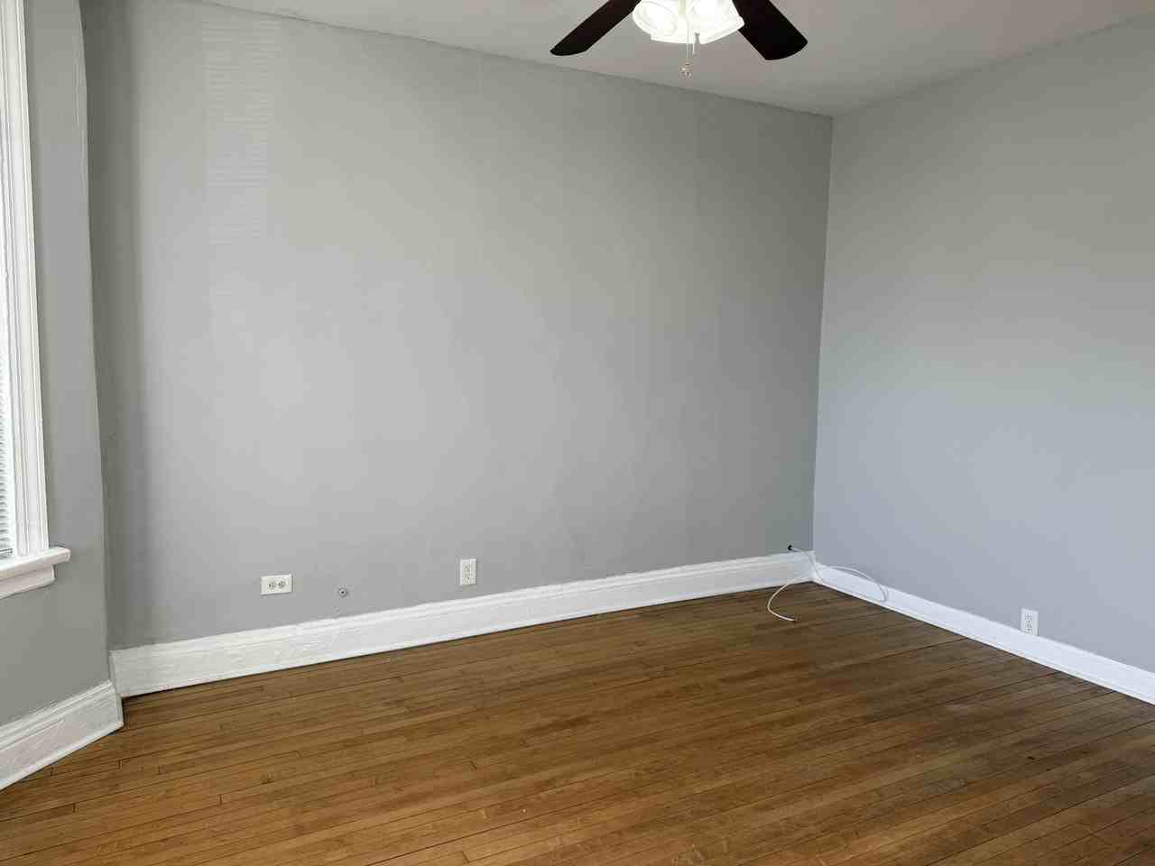 8362 S Brandon Ave #1F - Photo 4 of 11