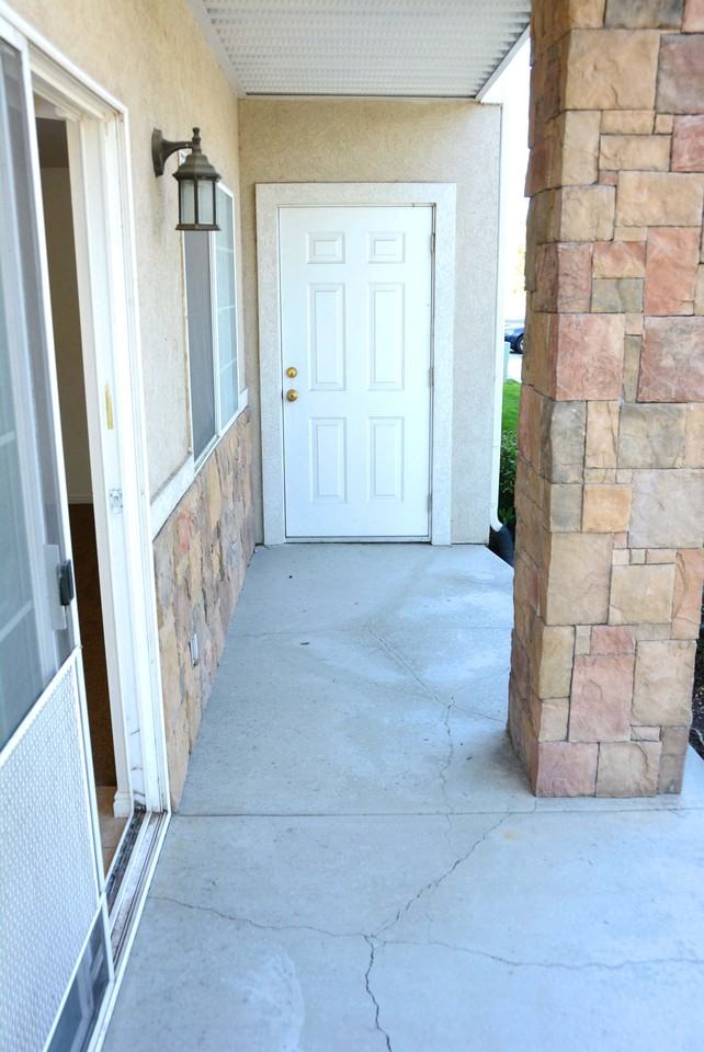 1023 W 1360 S #2G - Photo 3 of 30