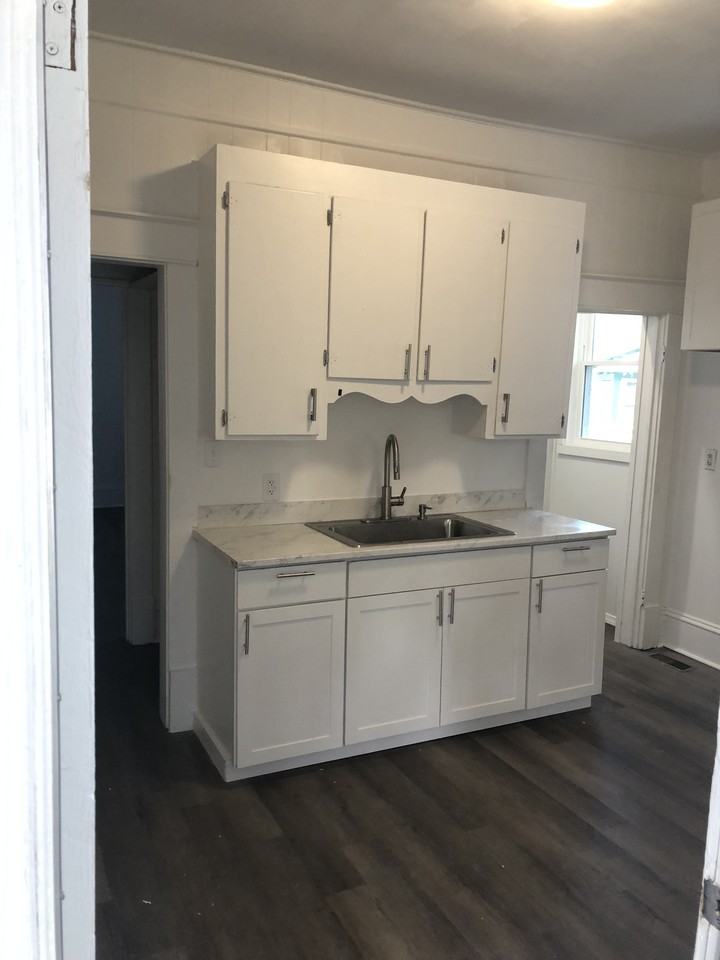 617 Pender St #NA - Photo 2 of 33