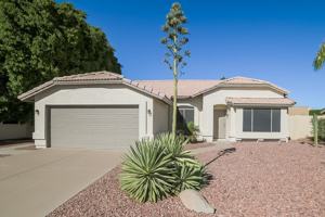 featured image of 6566 E Fox St