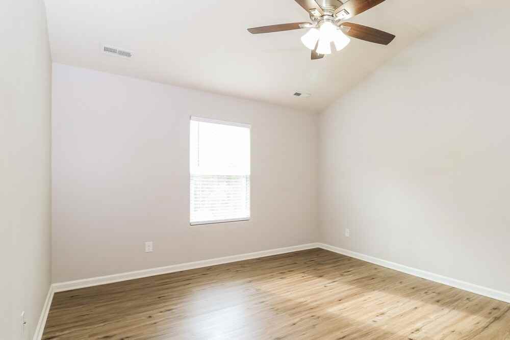 853 Joselynn Dr - Photo 7 of 15