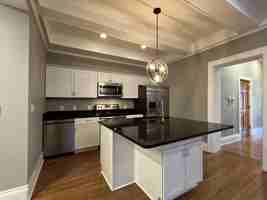 featured image of 721 Bluff St #1