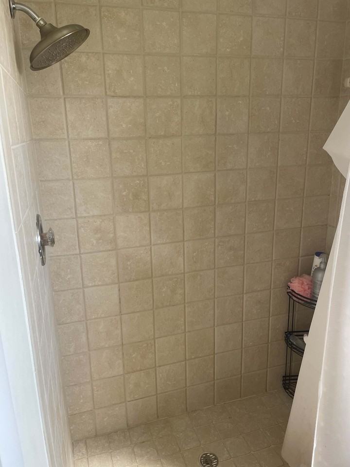 2616 Woodgate Ln #G7 - Photo 5 of 11