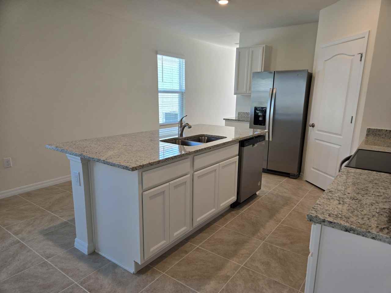 1325 Derry Ave #1 - Photo 3 of 13