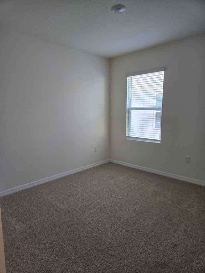 1325 Derry Ave #1 - Photo 7 of 13