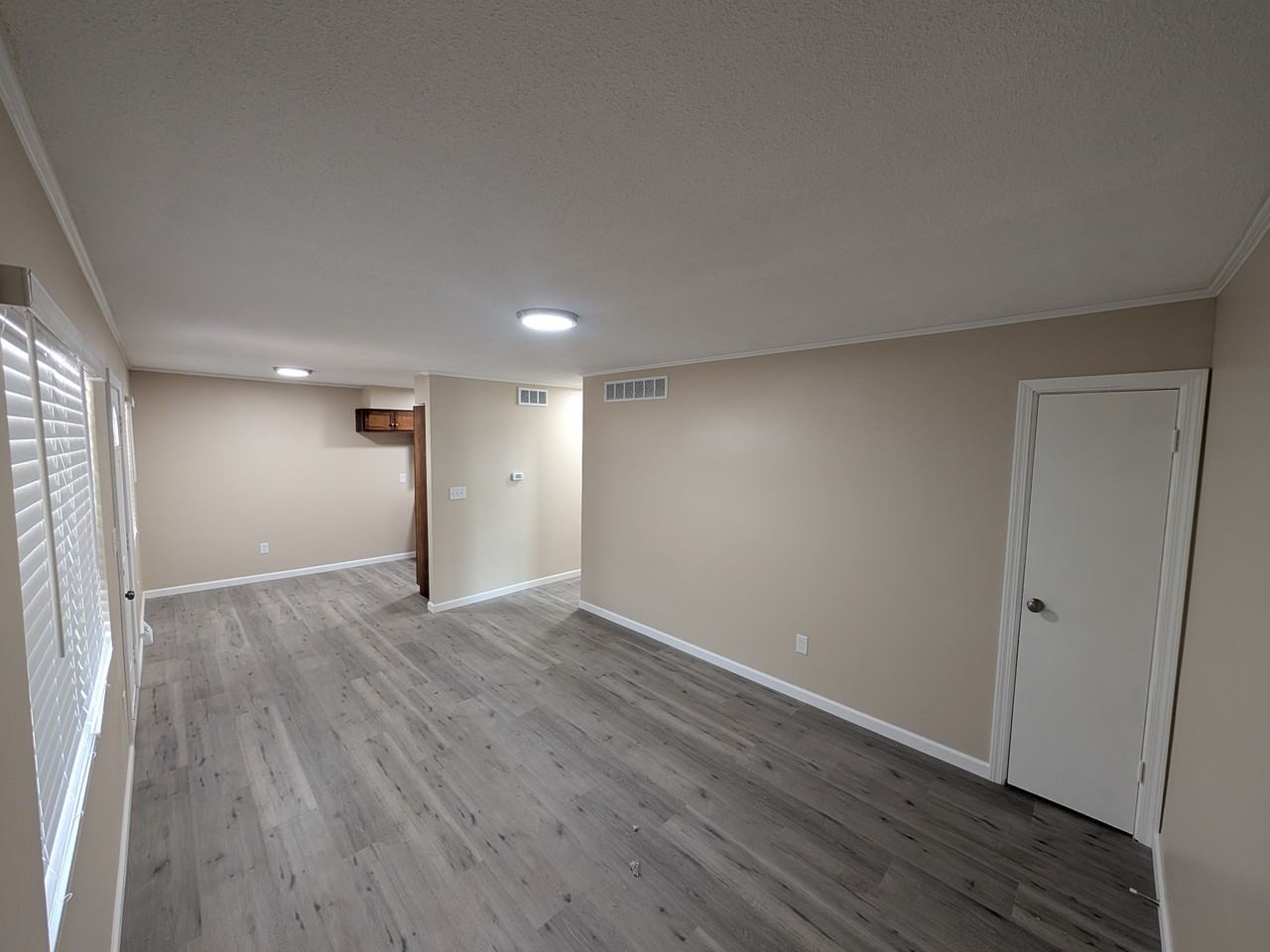 407 Holiday Dr #407 - Photo 7 of 9