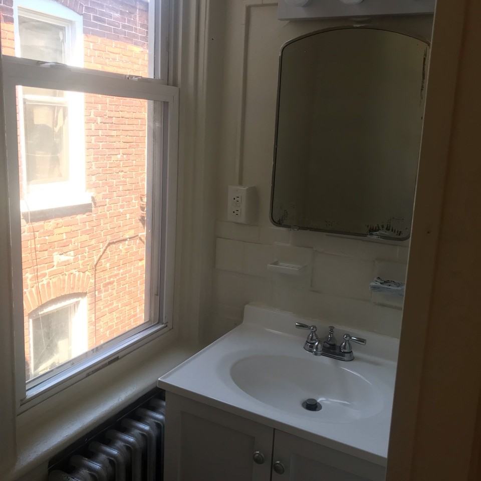 729 W Philadelphia St #2 - Photo 7 of 16