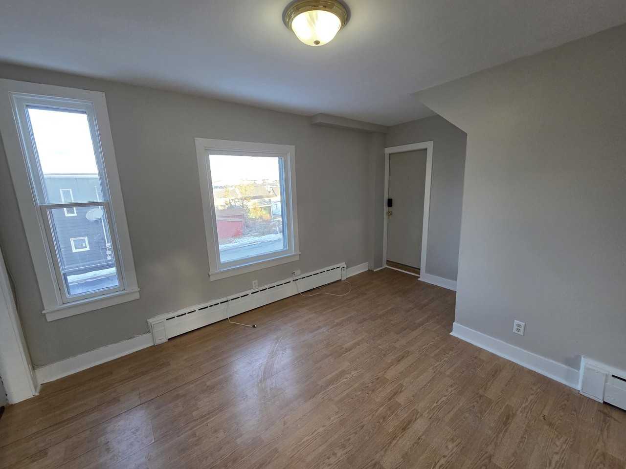 274 Tower St #1 - Photo 3 of 11