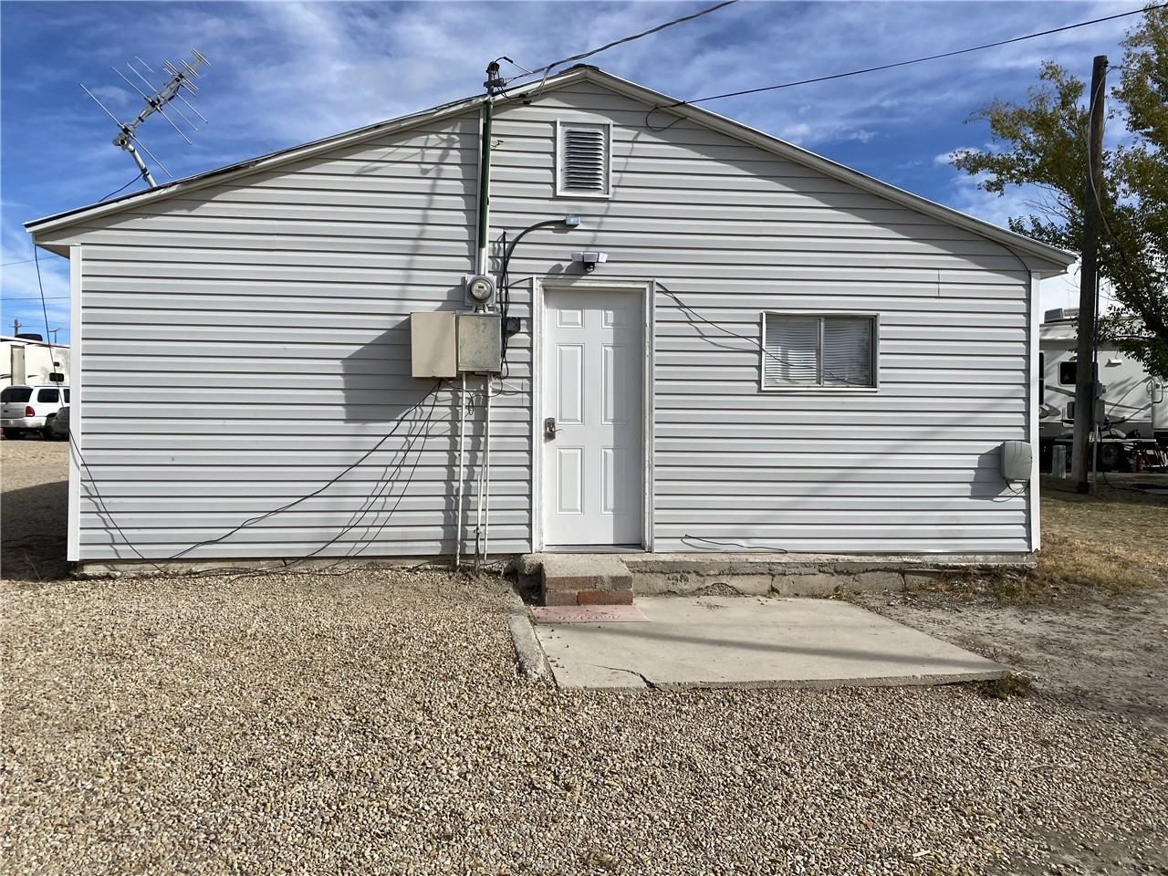 380 Nw - Photo 3 of 27