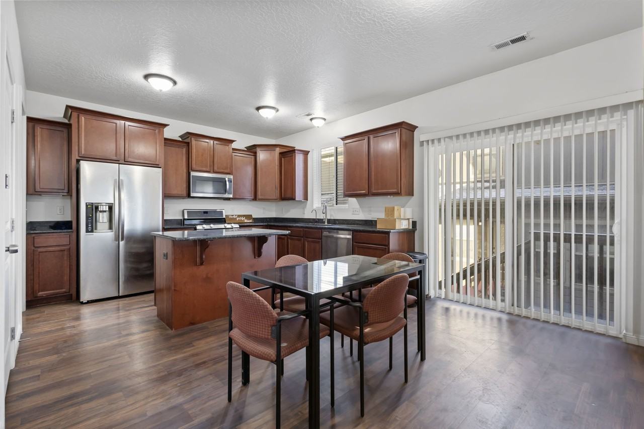 15234 S Army Ln - Photo 3 of 29