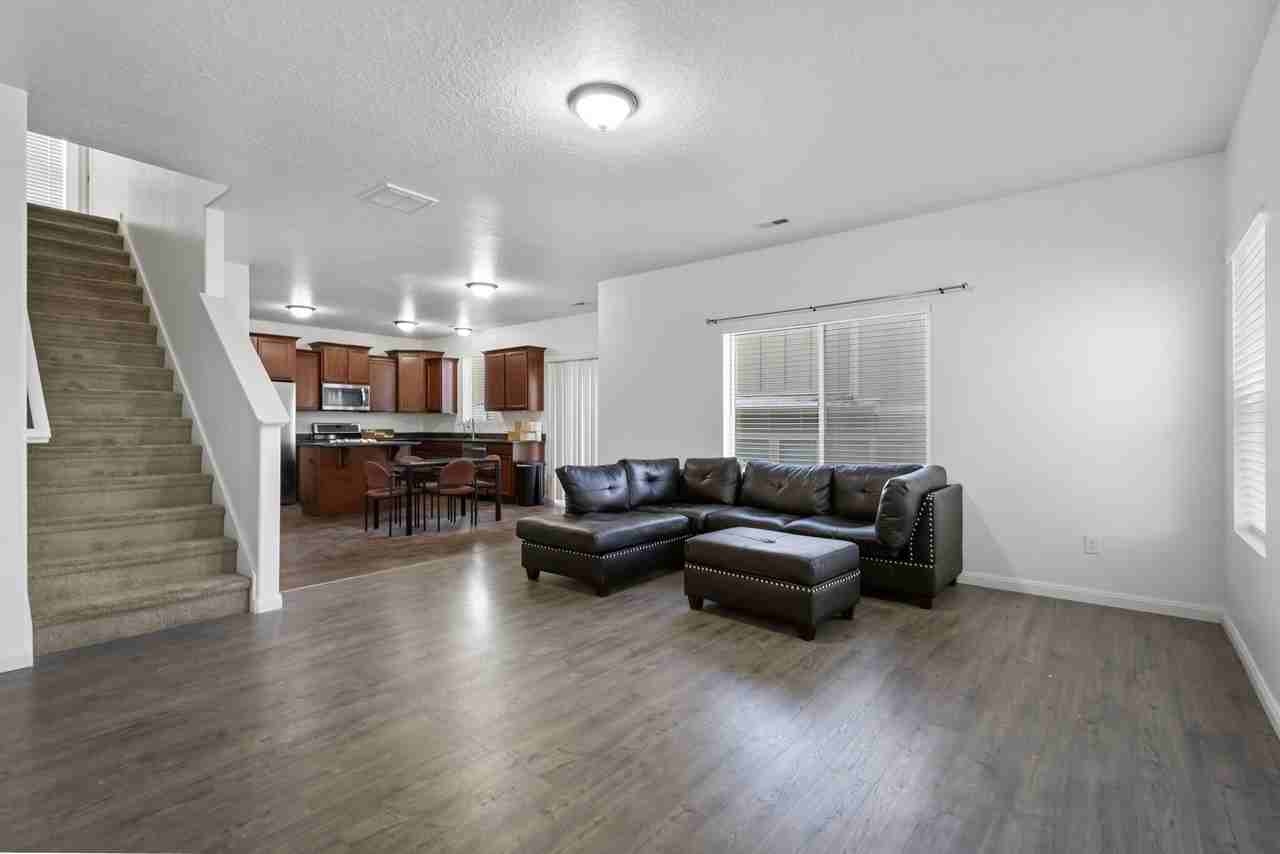 15234 S Army Ln - Photo 6 of 29