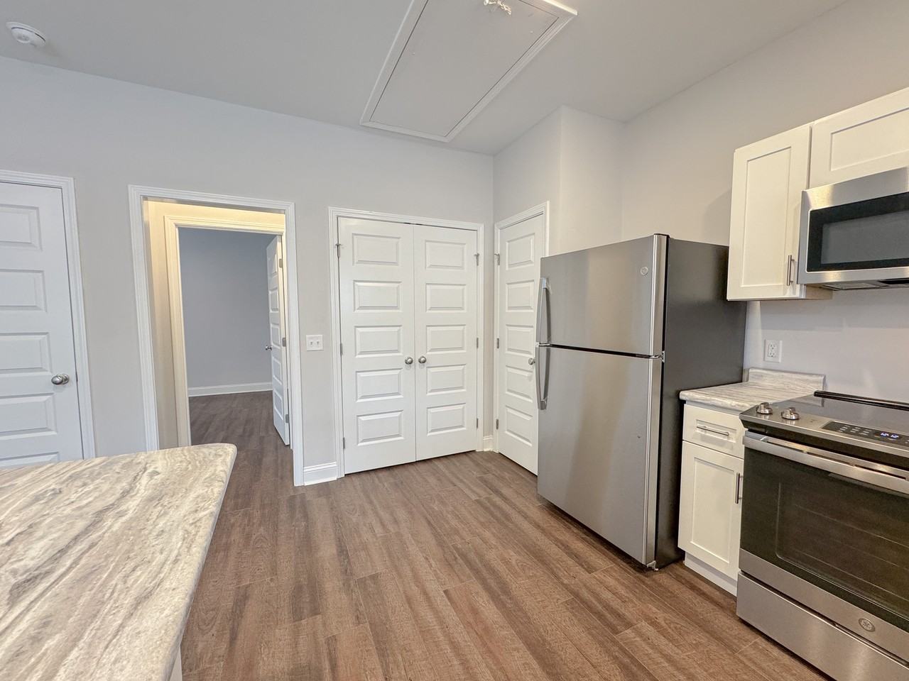 130 Briarwood Rd #208 - Photo 7 of 13