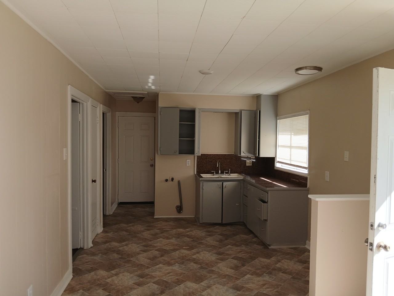 4317 Byron St #1 - Photo 4 of 10