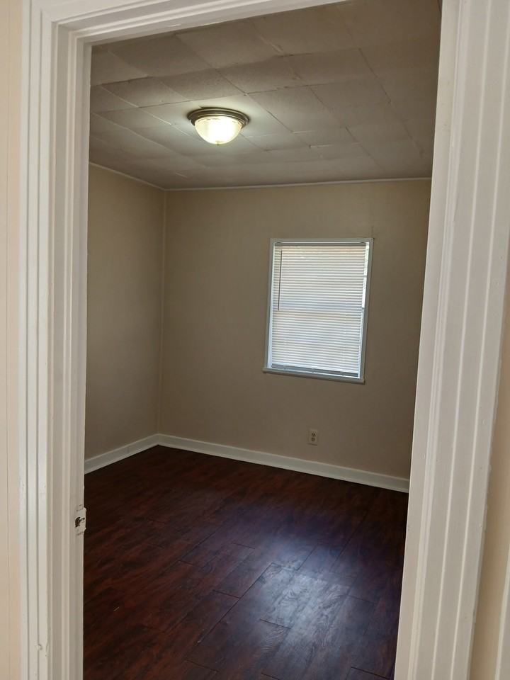 4317 Byron St #1 - Photo 6 of 10