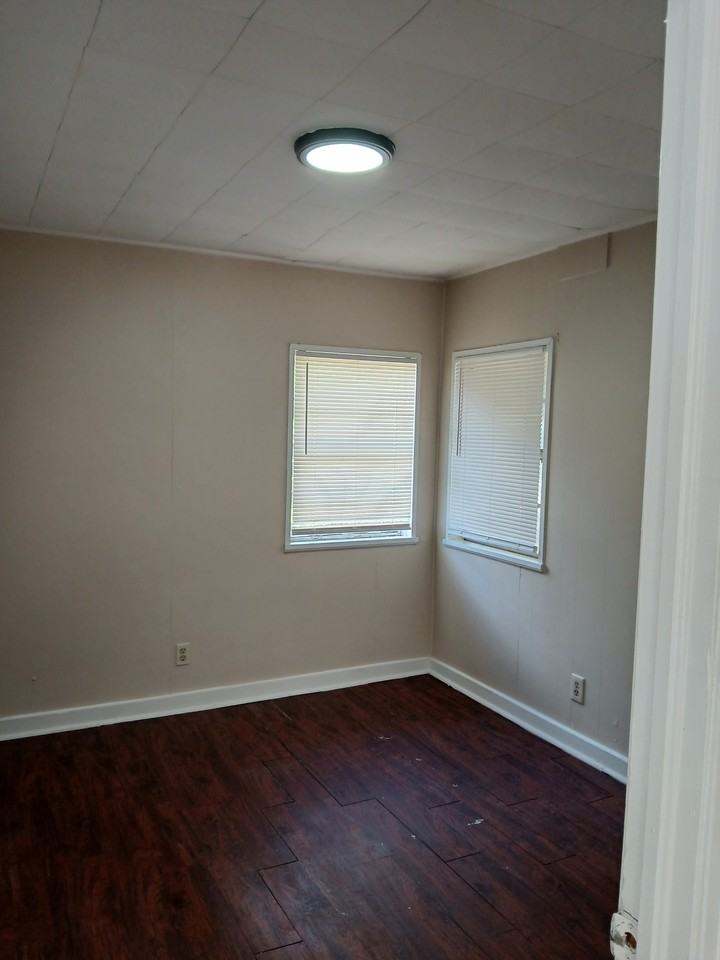 4317 Byron St #1 - Photo 7 of 10