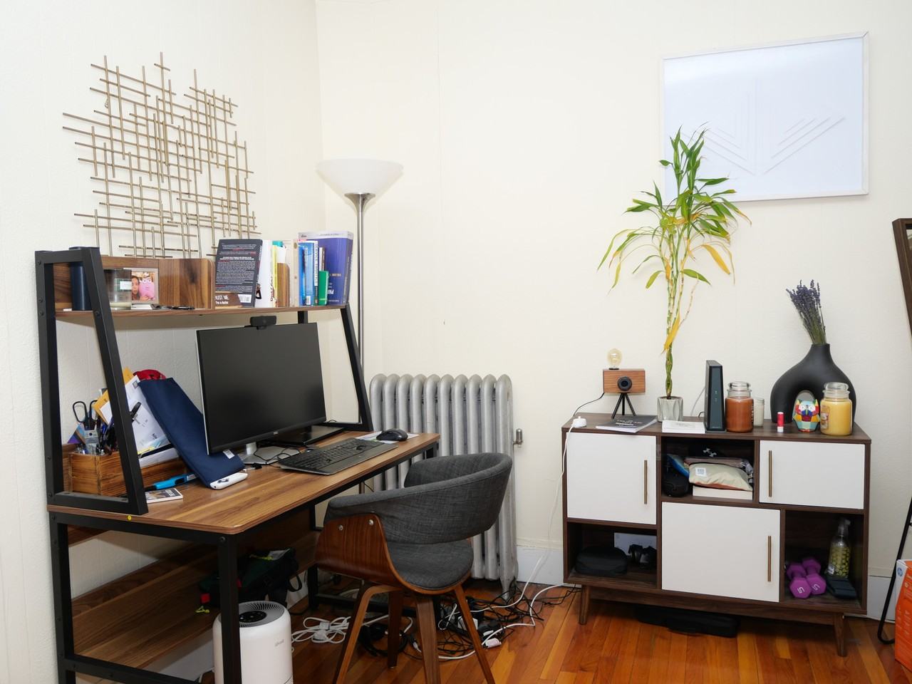 1390 - 12Beacon St #12 - Photo 4 of 10