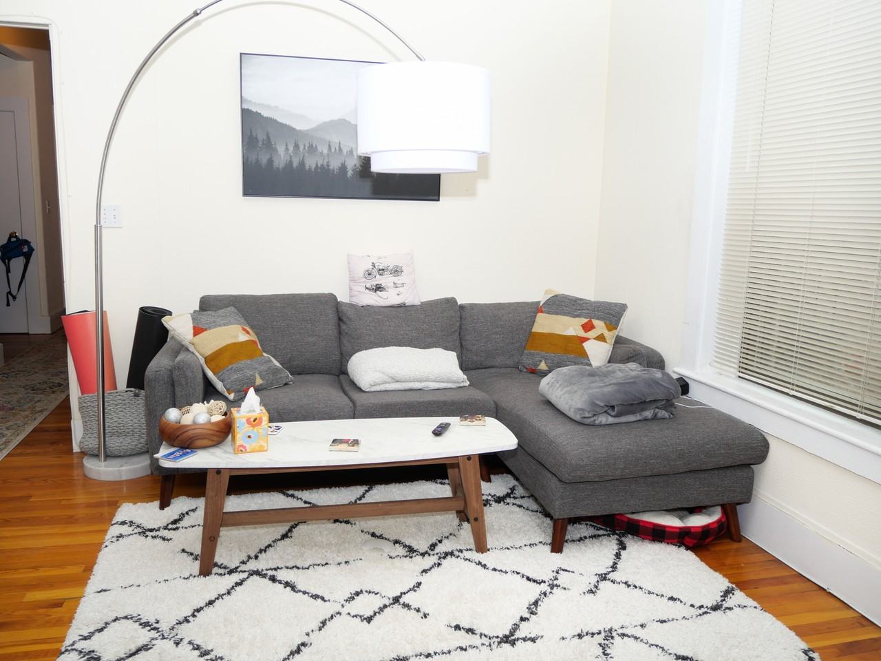 1390 - 12Beacon St #12 - Photo 6 of 10